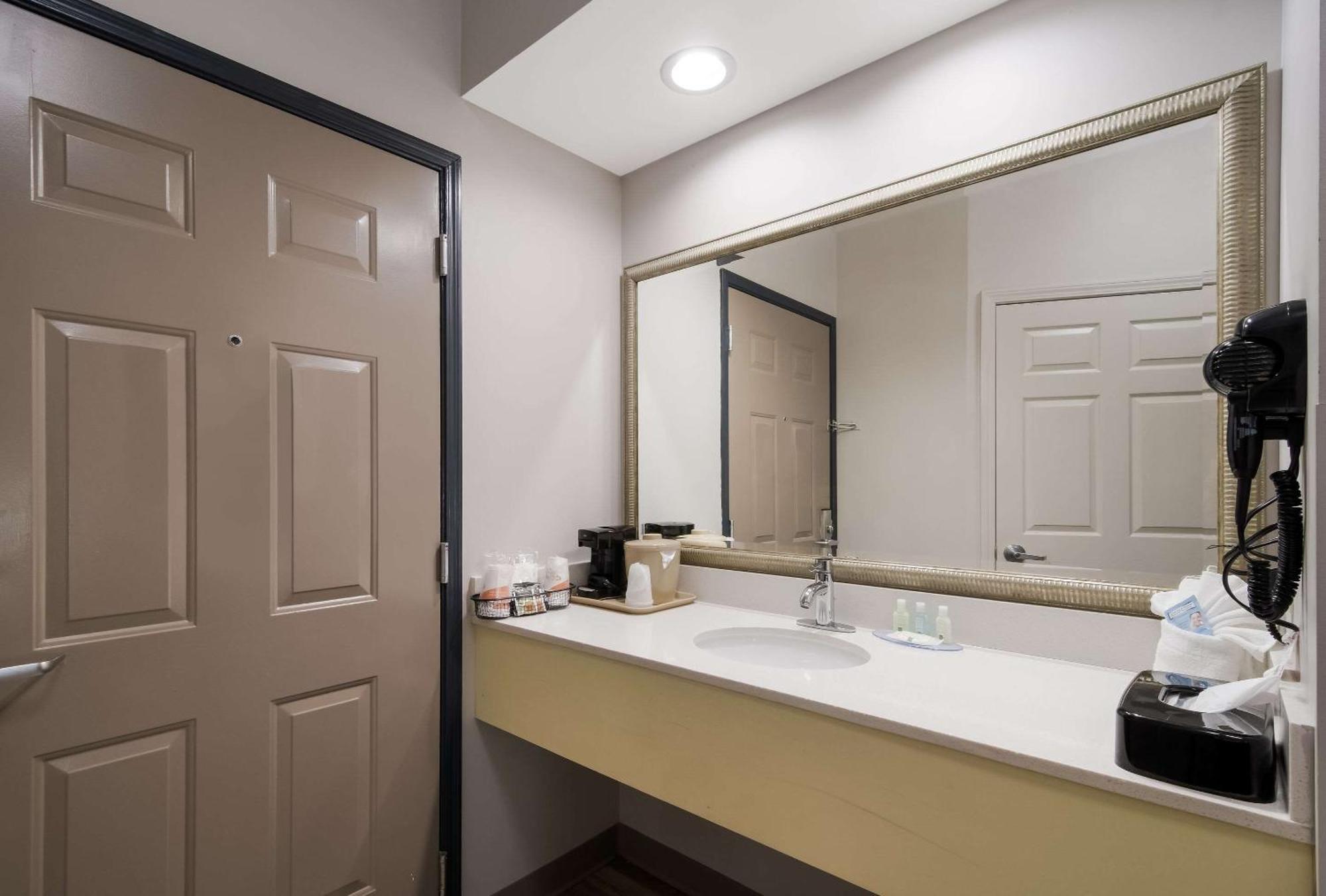 Quality Inn Goldsboro Dış mekan fotoğraf