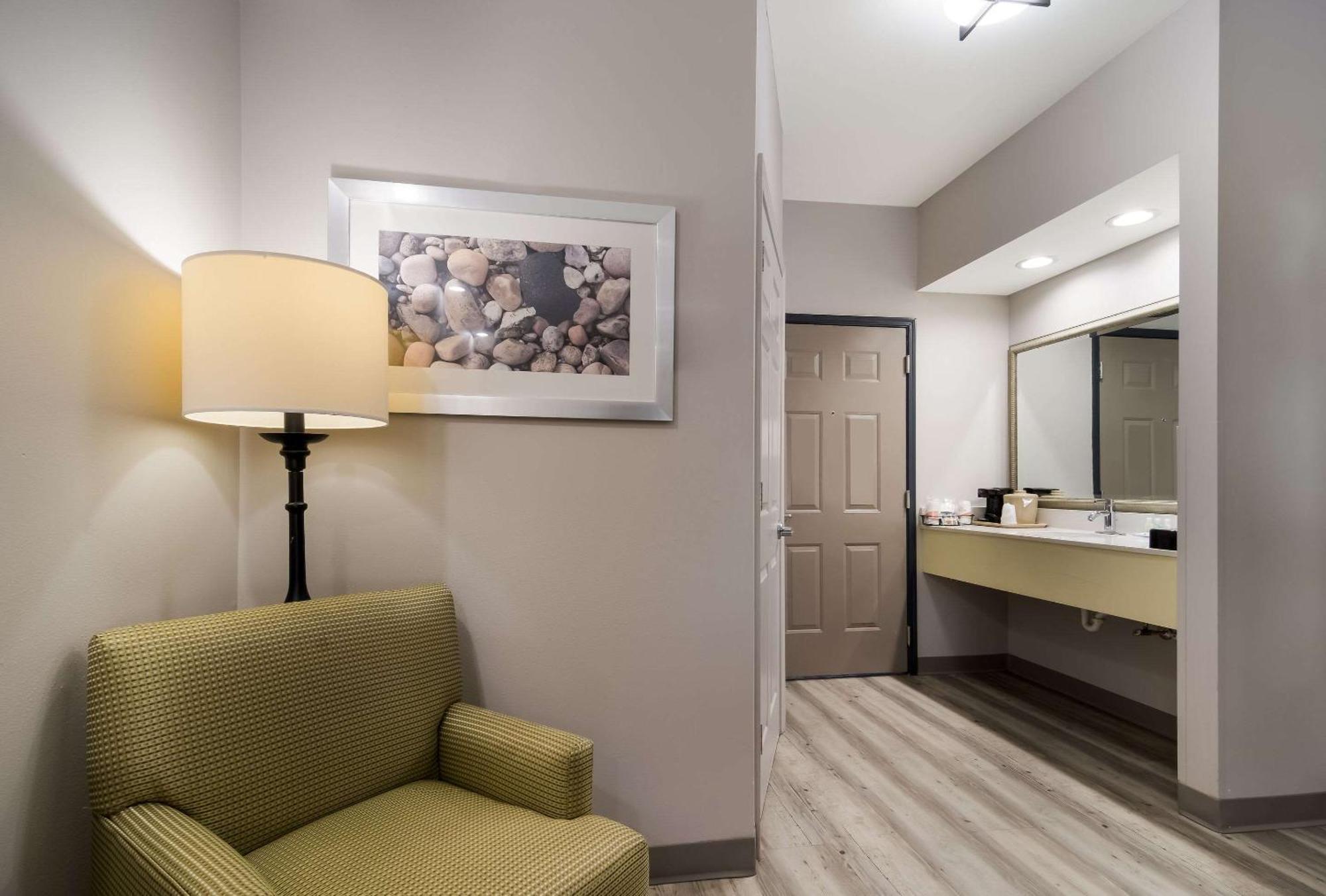 Quality Inn Goldsboro Dış mekan fotoğraf